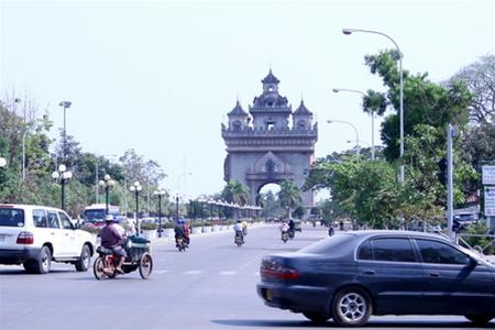 Quang truong Patuxay