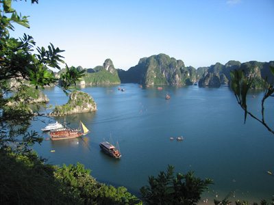 du lich quang ninh ngay cang thu hut du khach