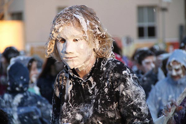 Du lich le hoi Meringue War