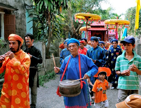 Tham gia le ruoc ngu - Du lich Nam Phuong