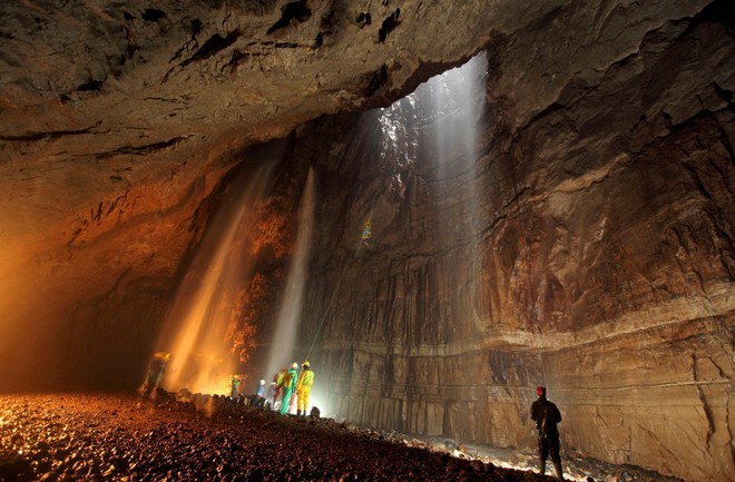 Hang dong Gaping Gill