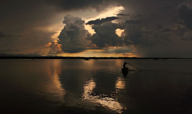 Hoang hon tren pha Tam Giang