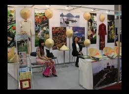 Viet Nam tham du trien lam du lich