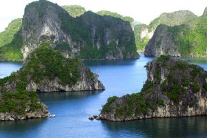 vinh ha long bao la song nuoc