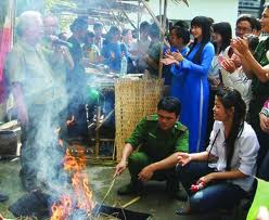 Am thuc thoi chien