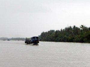 chiec thuyen cho du khach