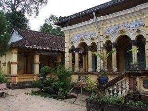 chua nam nha