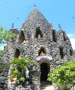 tham quan chua oc khi du lich den cam ranh - khanh hoa