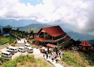 toan canh vung rung nui Ba Na