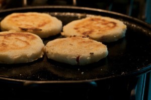 Banh Arepa o Nam My