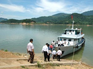 du lich long ho thuy dien