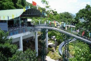 Mang truot thu hut khach du lich