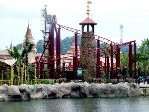 Ngoi tau luon ngam canh ho