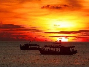 Trung tam du lich sinh thai bien