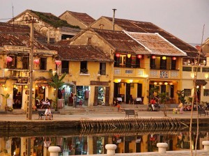 Hoi An yen binh va thanh tao