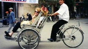 Tham quan thanh pho Ha Noi