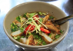 Banh canh cha ca nhong