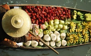 Cho noi hap dan du khach