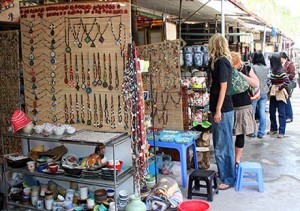 Lang gom Bat Trang