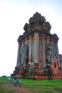Du lich thap Cham cua Binh Dinh
