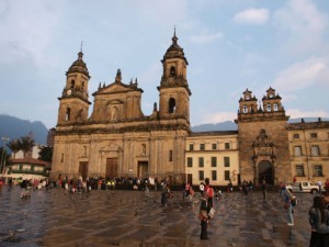 Nha tho trung tam Bogota