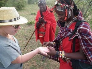 Khach du lich gap go nguoi Maasai