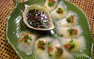 Banh bot loc chay o Hue