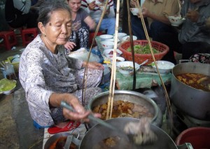 Bun bo me Keo o Gia Hoi