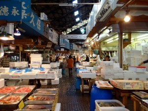 Cho hai san Tsukiji