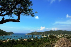 Ve dep hoang so cua vinh Vinh Hy - Du lịch Nam Phuong