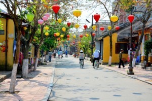 Con duong ngap nang o Hoi An