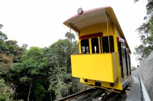 Tuyen tau hoa leo nui