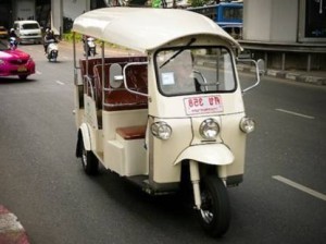 Xe Tuk-tuk o Thai Lan