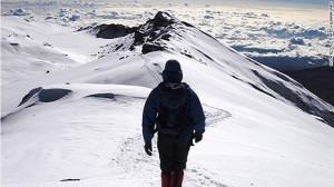 Di bo len dinh Kilimanjaro