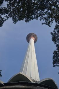 Thap truyen hinh KL tower