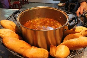 Banh mi xiu mai