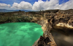 Kham pha ho Kelimutu