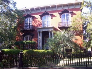 Mercer-Williams House