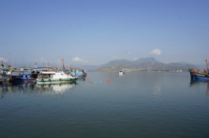 Ve dep yen binh o dao Binh Hung