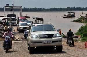 tren duong den an giang