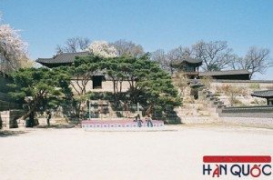 Co cung Changdeokgung