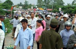 luong nguoi vieng tuong qua dong