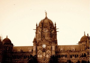 tham quan chhatrapati shivaji terminus khi du lich den an do