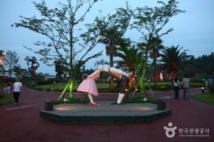 Cong vien Love Land o Jeju