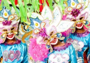 Le hoi nhung nu cuoi Masskara