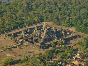 Den tho Angkor Wat