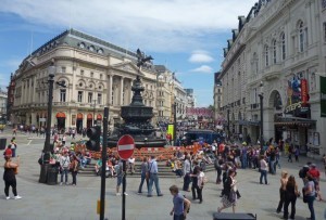 Du lich Piccadilly Circus