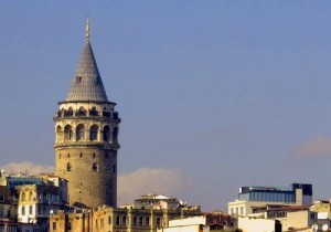 Kham pha thap Galata