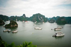 Tham quan vinh Ha Long